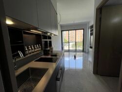 Haus On Handy (D9), Condominium #402044631
